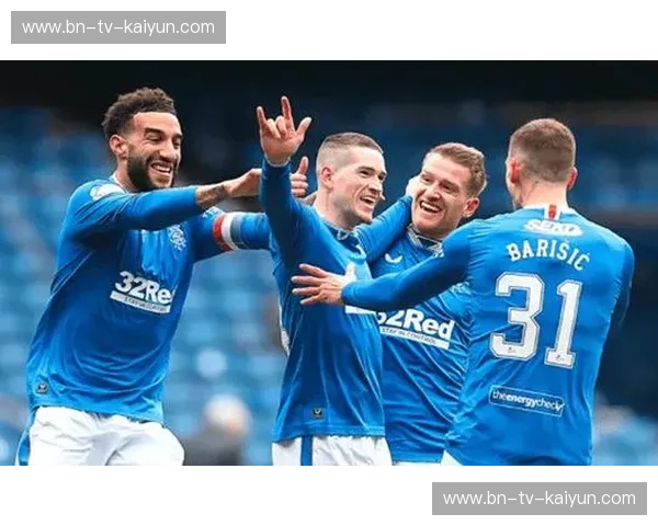 狂野之心的对决：费伦茨瓦罗斯与莫尔德的欧冠“生死突围”